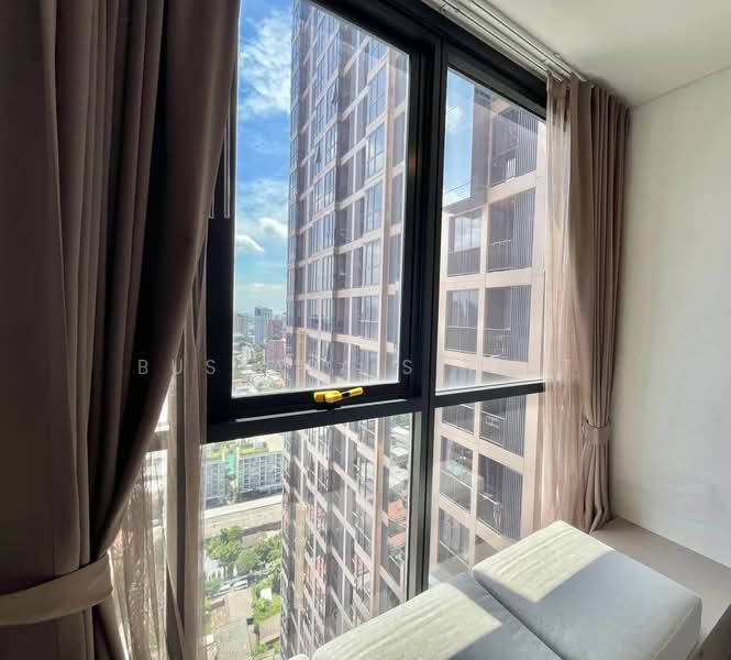 Oka Haus Sukhumvit 36, Bangkok, 3399 Rama 4 Road, Khong Tan, Khlong Toei, Bangkok, 1 Bedroom, 35 sqm, Condo For Rent, by Bussara Sri-At, 500500793 - DDproperty.com