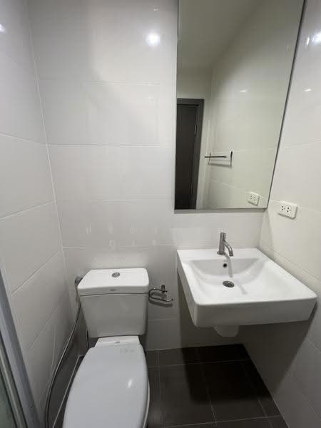 The Base Park West Sukhumvit 77, Bangkok, 11 Soi Sukhumvit 77 Sukhumvit Road, Phra Kanong Nua, Watthana, Bangkok, 1 Bedroom, 28 sqm, Condo For Rent, by ปรียาภรณ์ ภู่เจริญ, 500500812 - DDproperty.com