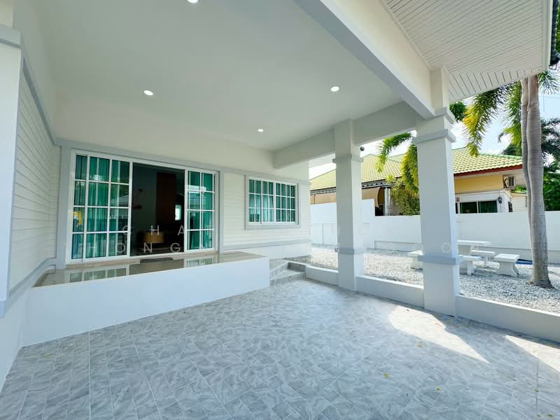 Pornthep Garden Ville, Chon Buri (Pattaya), Soi Moobaan Pornthep Garden Ville, Nong Pru, Bang Lamung (Pattaya), Chon Buri (Pattaya), 3 Bedrooms, 296 sqm, Single Detached House For Sale, by Chattrathorn Thongnantanagoon, 500500832 - DDproperty.com