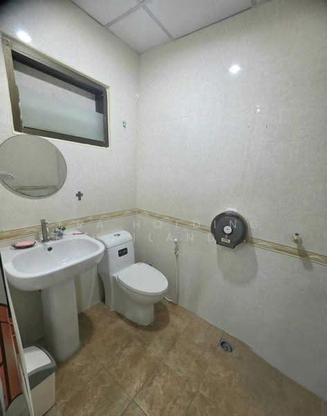 Patio Rama 2 (Soi 33), Bangkok, 282 Rama 2, Soi 33, Bangmot, Chom Thong, Bangkok, 3 Bedrooms, 200 sqm, Townhouse For Sale, by ERA Holding (Thailand) Co., Ltd., 500500870 - DDproperty.com