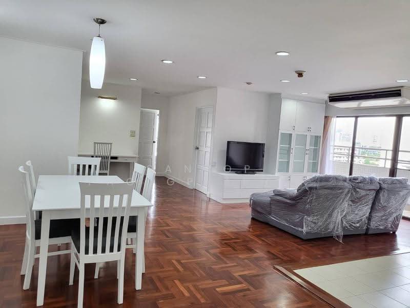Richmond Palace, Bangkok, Soi Sukhumvit 43 Sukhumvit Road, Khlong Tan Nua, Watthana, Bangkok, 3 Bedrooms, 144 sqm, Condo For Rent, by Sannop Phongpraphan, 500500882 - DDproperty.com