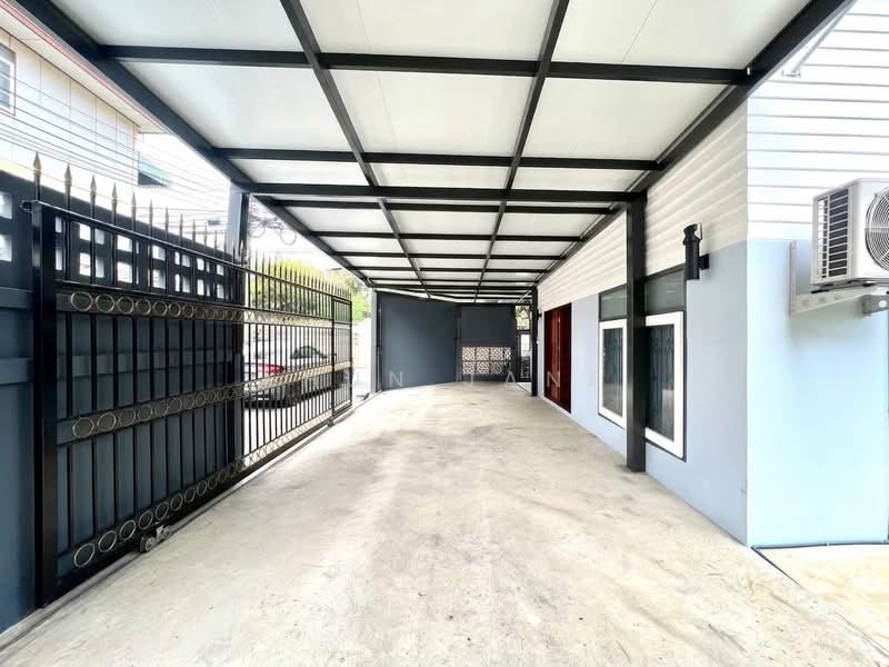 Newly Renovated Detached House for Rent – Near BTS Udom Suk (SPSJP619), Bangkok, สุขุมวิท, Bang Chak, Phra Khanong, Bangkok, 2 Bedrooms, 200 sqm, Single Detached House For Rent, by Khun Jane, 500500894 - DDproperty.com