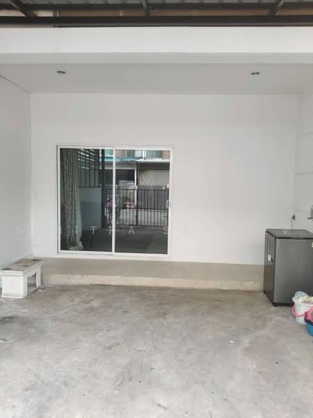 Villette City Pattanakarn 38, Bangkok, Phatthanakan Road, Prawet, Bangkok, 3 Bedrooms, 180 sqm, Townhouse For Rent, by Sunitra Sachdev, 500500898 - DDproperty.com