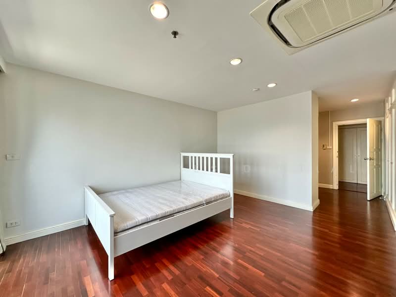 Sathorn Park Place, Bangkok, 27 Sathorn, Thung Maha Mek, Sathon, Bangkok, 4 Bedrooms, 470 sqm, Condo For Sale, by Bangkok Residential, 500500899 - DDproperty.com