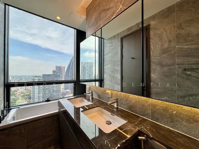 The Esse Sukhumvit 36, Bangkok, Soi Sukhumvit 36, Sukhumvit Road, Phra Kanong, Khlong Toei, Bangkok, 2 Bedrooms, 72 sqm, Condo For Rent, by Bangkok Residential, 500500937 - DDproperty.com