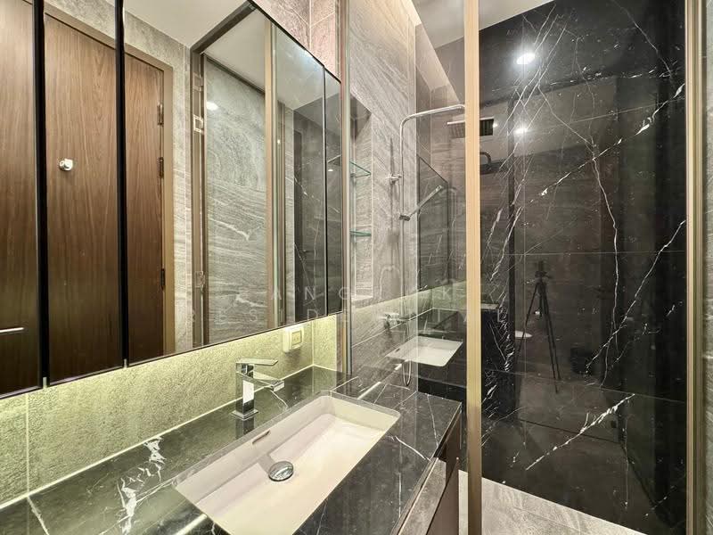 The Esse Sukhumvit 36, Bangkok, Soi Sukhumvit 36, Sukhumvit Road, Phra Kanong, Khlong Toei, Bangkok, 2 Bedrooms, 72 sqm, Condo For Rent, by Bangkok Residential, 500500937 - DDproperty.com