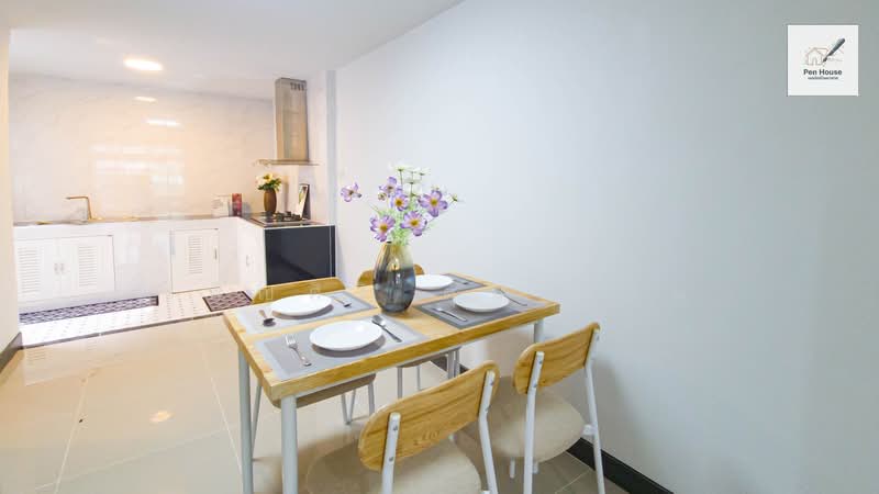 หมู่บ้าน เคซี รามอินทรา 1 (KC Ramintra 1), Bangkok, หทัยราษฎร์, Sam Wa Tawan Tok, Khlong Sam Wa, Bangkok, 3 Bedrooms, 18 sqm, Townhouse For Sale, by เพ็ญศิริ ตุ้มเทียน, 500500948 - DDproperty.com
