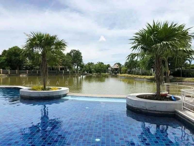 The Village Housing Estate by Horseshoe Point : เดอะ วิลเลจ เฮ้าส์ซิ่ง เอสเตท โดย ฮอร์สชู พอยท์, ชลบุรี, ถนนทุ่งกลม-ห้วยตาหนู, หนองปรือ, บางละมุง, ชลบุรี, 242 ตร.ม., บ้านเดี่ยว ขาย, โดย Sikkares Ploydang, 500500961 - DDproperty.com