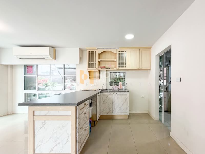 Siwalee Ratchaphruek, Nonthaburi, Ratchaphruek Road, Mahasawat, Bang Kruai, Nonthaburi, 3 Bedrooms, 240 sqm, Single Detached House For Sale, by HOME Real Estate Service, 500500965 - DDproperty.com