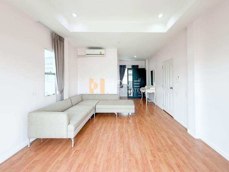 Siwalee Ratchaphruek, Nonthaburi, Ratchaphruek Road, Mahasawat, Bang Kruai, Nonthaburi, 3 Bedrooms, 240 sqm, Single Detached House For Sale, by HOME Real Estate Service, 500500965 - DDproperty.com