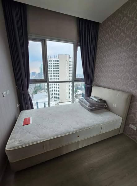 Life Ratchadapisek, Bangkok, 279 Ratchadapisaek Road, Huai Khwang, Bangkok, 2 Bedrooms, 66 sqm, Condo For Rent, by Sannop Phongpraphan, 500500974 - DDproperty.com