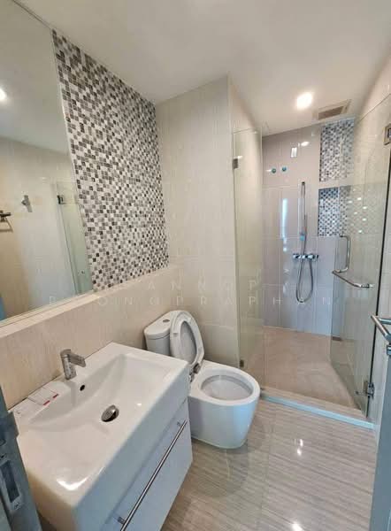 Life Ratchadapisek, Bangkok, 279 Ratchadapisaek Road, Huai Khwang, Bangkok, 2 Bedrooms, 66 sqm, Condo For Rent, by Sannop Phongpraphan, 500500974 - DDproperty.com