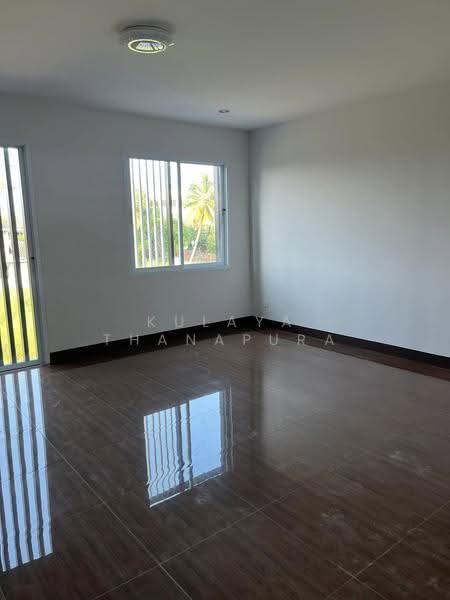 2-Story Townhome, Soi Charoensuk 7, Mak Khaeng, Udon Thani : ทาวน์โฮม 2 ชั้น ซ.เจริญสุข 7 ต.หมากแข้ง, Udon Thani, Ban Chun, Muang Udon Thani, Udon Thani, 2 Bedrooms, 134 sqm, Townhouse For Sale, by Kulaya Thanapura, 500500982 - DDproperty.com