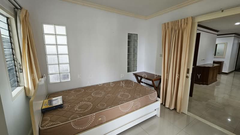 Fifty Fifth Tower, Bangkok, 84 Soi Sukhumvit 55, Sukhumvit Road, Khlong Tan Nua, Watthana, Bangkok, 3 Bedrooms, 165 sqm, Condo For Rent, by BANGKOK PROPERTY AGENTS, 500501085 - DDproperty.com