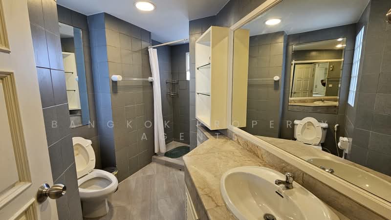 Fifty Fifth Tower, Bangkok, 84 Soi Sukhumvit 55, Sukhumvit Road, Khlong Tan Nua, Watthana, Bangkok, 3 Bedrooms, 165 sqm, Condo For Rent, by BANGKOK PROPERTY AGENTS, 500501085 - DDproperty.com
