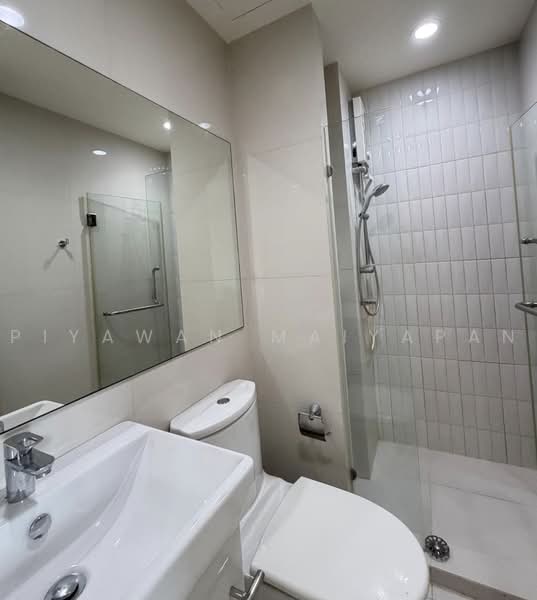 Life Asoke, Bangkok, Asoke-Dindang Road, Bang Kapi, Huai Khwang, Bangkok, 2 Bedrooms, 55 sqm, Condo For Rent, by Piyawan Maiyapan, 500501098 - DDproperty.com