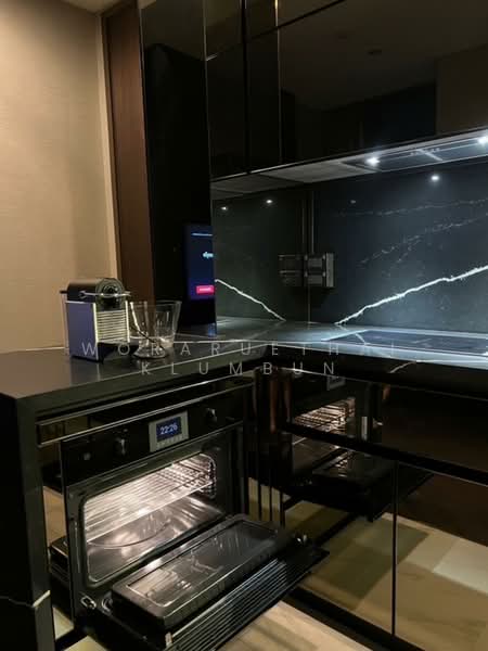 The Esse Sukhumvit 36, Bangkok, Soi Sukhumvit 36, Sukhumvit Road, Phra Kanong, Khlong Toei, Bangkok, 1 Bedroom, 42 sqm, Condo For Rent, by Woraruethai Klumbun, 500501112 - DDproperty.com
