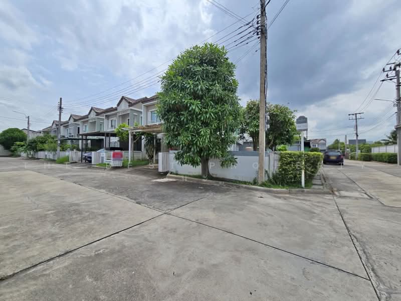 The Village Kanjanapisek-Ratchapruek, Nonthaburi, Bang Kruai Road - Bangkok, Sai Noi, Nonthaburi, 3 Bedrooms, 141 sqm, Townhouse For Sale, by The Best Property นะ, 500501116 - DDproperty.com