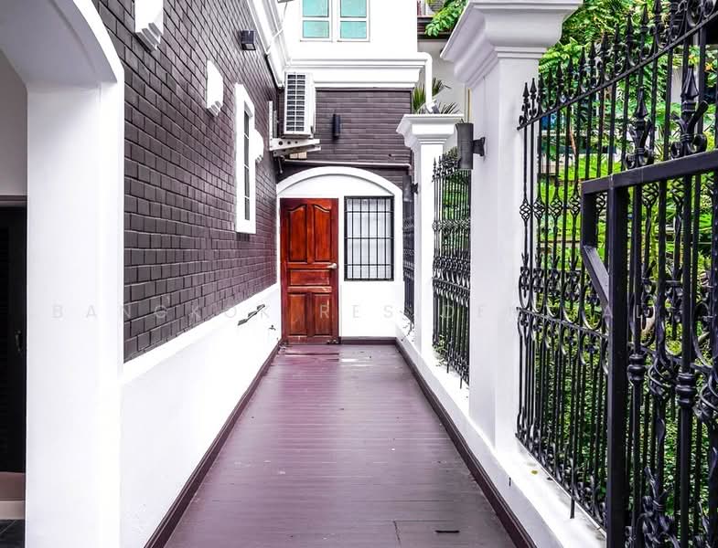 Townhouse, Bangkok, Rama 4 Road, Thung Maha Mek, Sathon, Bangkok, 3 Bedrooms, 350 sqm, Townhouse For Rent, by Bangkok Residential, 500501189 - DDproperty.com