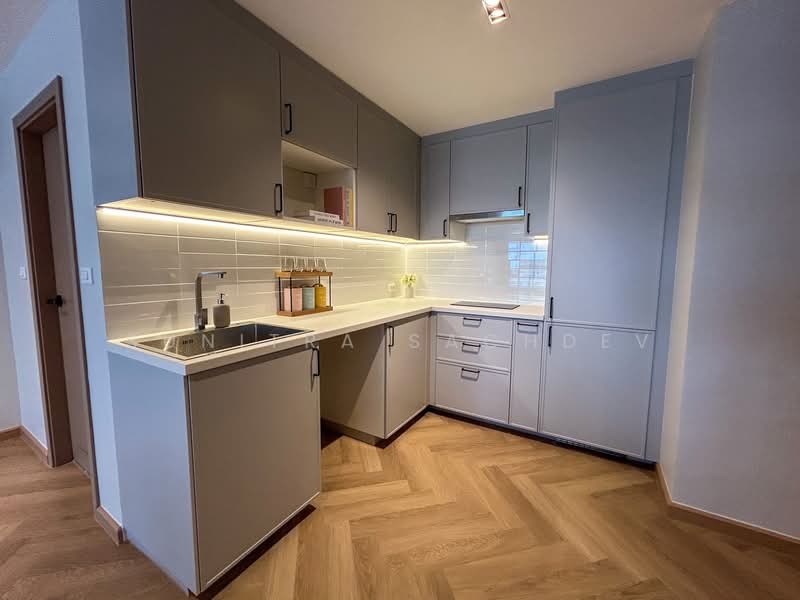 Floraville Condominium, Bangkok, 51 Pattanakarn, Suan Luang, Bangkok, 2 Bedrooms, 122 sqm, Condo For Sale, by Sunitra Sachdev, 500501192 - DDproperty.com