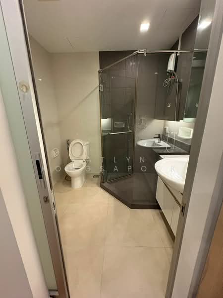 Vertiq Rama 4-Siam, Bangkok, 188 Si Phraya Road, Maha Phrutharam, Bang Rak, Bangkok, 2 Bedrooms, 62 sqm, Condo For Rent, by Natlyn Kongsapook, 500501225 - DDproperty.com