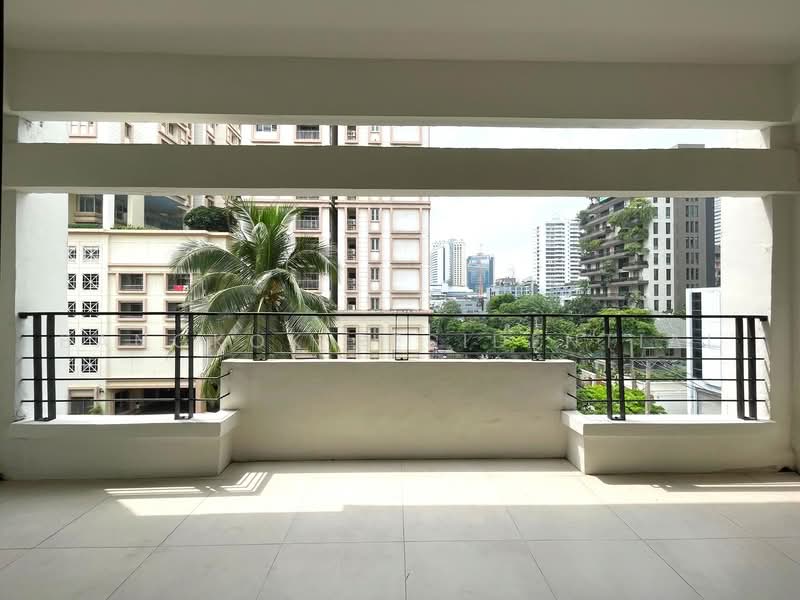 Villa Bajaj, Bangkok, Soi Sukhumvit 19, Khlongtoei Nua, Watthana, Bangkok, 3 Bedrooms, 240 sqm, Apartment For Rent, by Bangkok Residential, 500501226 - DDproperty.com