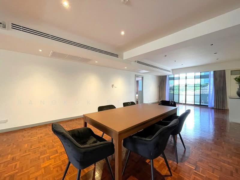 Villa Bajaj, Bangkok, Soi Sukhumvit 19, Khlongtoei Nua, Watthana, Bangkok, 3 Bedrooms, 240 sqm, Apartment For Rent, by Bangkok Residential, 500501226 - DDproperty.com