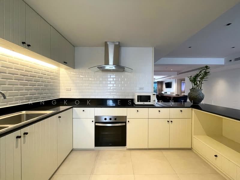 Villa Bajaj, Bangkok, Soi Sukhumvit 19, Khlongtoei Nua, Watthana, Bangkok, 3 Bedrooms, 240 sqm, Apartment For Rent, by Bangkok Residential, 500501226 - DDproperty.com