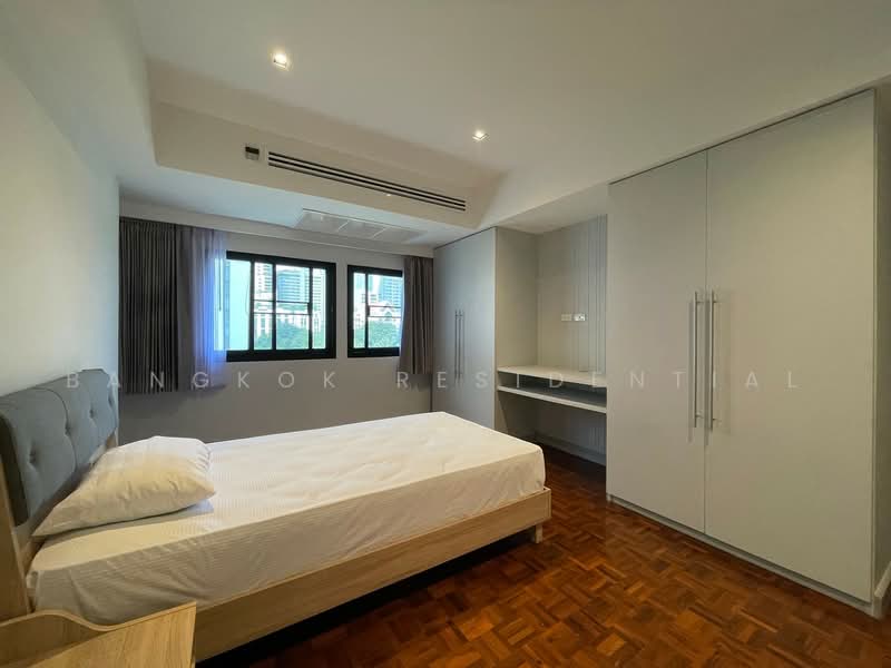 Villa Bajaj, Bangkok, Soi Sukhumvit 19, Khlongtoei Nua, Watthana, Bangkok, 3 Bedrooms, 240 sqm, Apartment For Rent, by Bangkok Residential, 500501226 - DDproperty.com