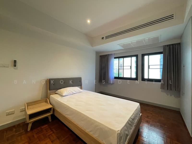 Villa Bajaj, Bangkok, Soi Sukhumvit 19, Khlongtoei Nua, Watthana, Bangkok, 3 Bedrooms, 240 sqm, Apartment For Rent, by Bangkok Residential, 500501226 - DDproperty.com