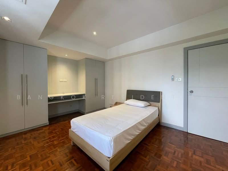 Villa Bajaj, Bangkok, Soi Sukhumvit 19, Khlongtoei Nua, Watthana, Bangkok, 3 Bedrooms, 240 sqm, Apartment For Rent, by Bangkok Residential, 500501226 - DDproperty.com
