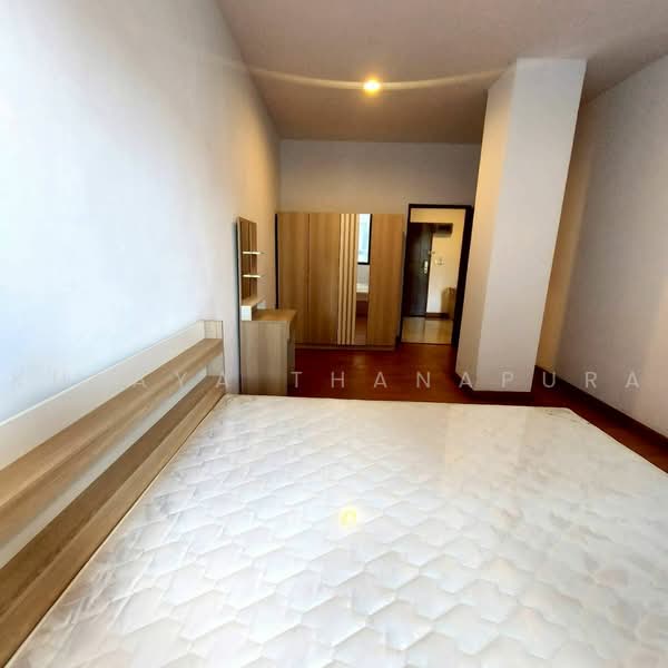 Skyland Condominium : สกายแลนด์ คอนโดมิเนียม, อุดรธานี, 8 ถนนอุดรดุษฎี, หมากแข้ง, เมืองอุดรธานี, อุดรธานี, 55 ตร.ม., คอนโด ขาย, โดย Kulaya Thanapura, 500501238 - DDproperty.com