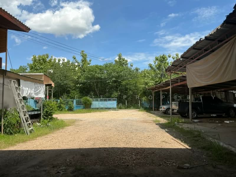 บ้านเดี่ยวพร้อมที่ดินท่าอิฐ อุตรดิตถ์, Uttaradit, Tha It, Muang Uttaradit, Uttaradit, 4 Bedrooms, 150 sqm, Single Detached House For Sale, by The Best Property นิด, 500501243 - DDproperty.com