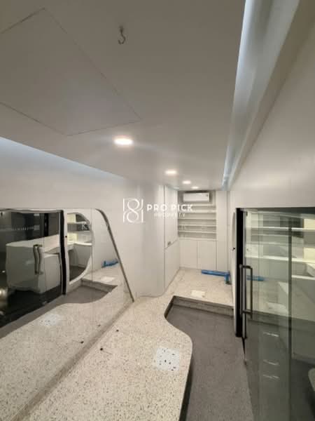 PP-00569 For Rent Retail Space BTS Phromphong Sukhumvit Watthana Bangkok, Bangkok, สุขุมวิท, Khlong Tan Nua, Watthana, Bangkok, , 15 sqm, Retail Space For Rent, by Konrarat Deesawat, 500501267 - DDproperty.com