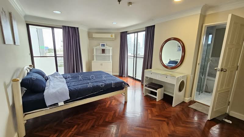 Modern Town, Bangkok, Ekamai Road, Khlong Tan Nua, Watthana, Bangkok, 3 Bedrooms, 202 sqm, Condo For Rent, by BANGKOK PROPERTY AGENTS, 500501296 - DDproperty.com