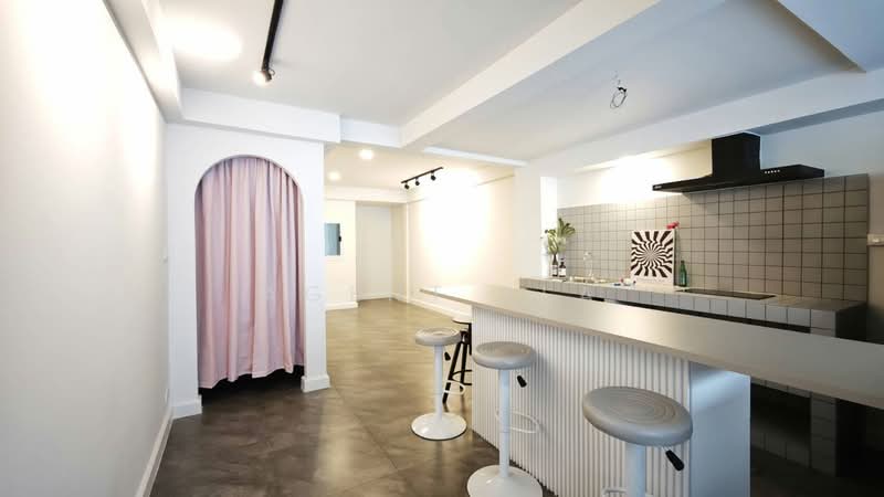 Newly renovated 2-story townhouse for rent in Soi Chokchai 4, pet-friendly (SPSAD4136), Bangkok, Lat Phrao, Bangkok, 3 Bedrooms, 120 sqm, Townhouse For Rent, by Agent Pla, 500501312 - DDproperty.com