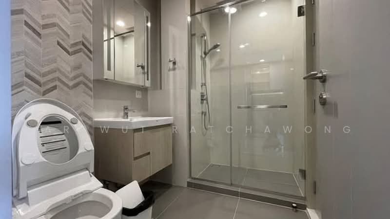 Oka Haus Sukhumvit 36, Bangkok, 3399 Rama 4 Road, Khong Tan, Khlong Toei, Bangkok, 1 Bedroom, 34 sqm, Condo For Sale, by Sarawut Ratchawong, 500501316 - DDproperty.com