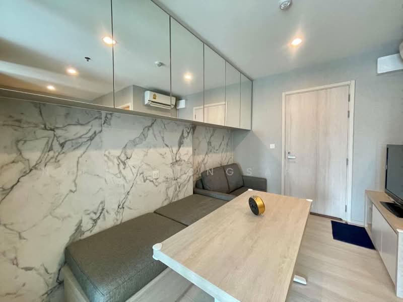 Life Asoke, Bangkok, Asoke-Dindang Road, Bang Kapi, Huai Khwang, Bangkok, 1 Bedroom, 35 sqm, Condo For Rent, by Natlyn Kongsapook, 500501334 - DDproperty.com