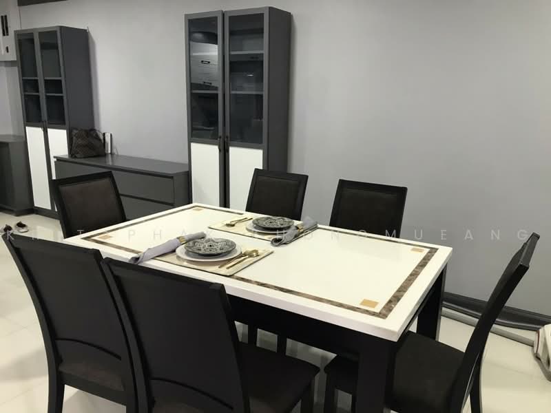 Supalai Place Sukhumvit 39, Bangkok, 175-179 Soi Sukhumvit 39 Sukhumvit Road, Khlong Tan Nua, Watthana, Bangkok, 3 Bedrooms, 120 sqm, Condo For Sale, by Kritaphak Khongmueang, 500501336 - DDproperty.com