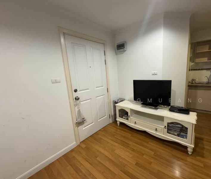 Lumpini Place Ratchayothin, Bangkok, 1484 Phahonyothin Road, Chan Kasem, Chatuchak, Bangkok, 1 Bedroom, 29 sqm, Condo For Sale, by Kritaphak Khongmueang, 500501340 - DDproperty.com