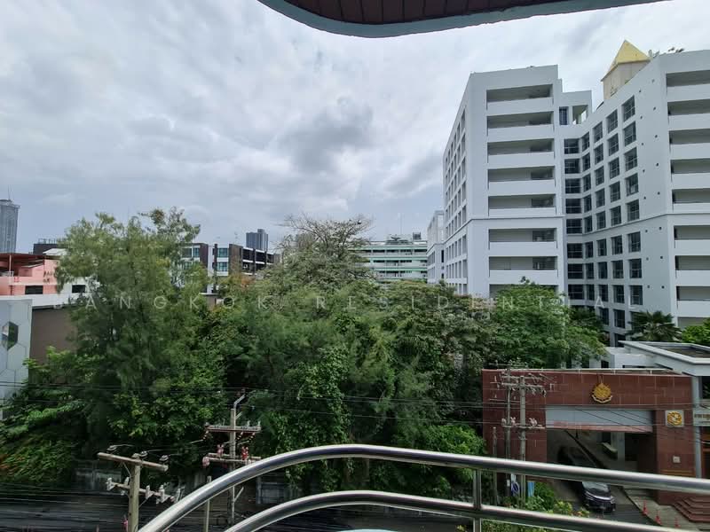 Rom Sai Residence, Bangkok, Sukhumvit Soi 55/25, Khlong Tan Nua, Watthana, Bangkok, 3 Bedrooms, 240 sqm, Apartment For Rent, by Bangkok Residential, 500501354 - DDproperty.com