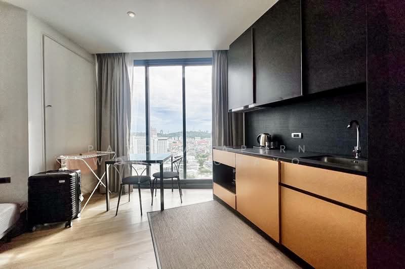 EDGE Central Pattaya, Chon Buri (Pattaya), Pattaya Sai Song, Bang Lamung, Bang Lamung (Pattaya), Chon Buri (Pattaya), 1 Bedroom, 30 sqm, Condo For Sale, by Patcharaporn Wongsachayo, 500501360 - DDproperty.com