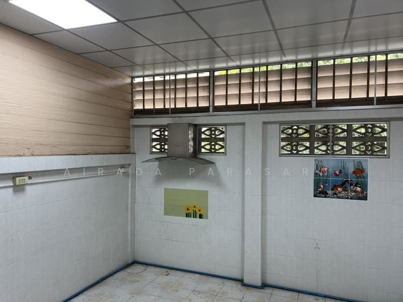 Prinyaluck Ekachai-Bangbon, Bangkok, Ekachai Road, Bang Bon, Bangkok, 4 Bedrooms, 74 sqm, Townhouse For Rent, by Airada Parasarn, 500501408 - DDproperty.com