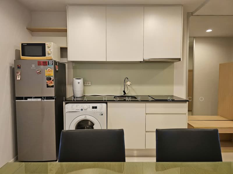 15 Sukhumvit Residences, Bangkok, Soi Sukhumvit 15, Khlongtoei Nua, Watthana, Bangkok, 1 Bedroom, 53 sqm, Condo For Rent, by Jentina Homes & Co, 500501440 - DDproperty.com