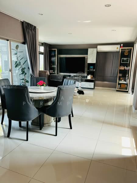 The Palm Krungthep Kreetha-Wongwaen, Bangkok, 29 Krungthep Kreetha Road, Saphan Sung, Bangkok, 5 Bedrooms, 222 sqm, Single Detached House For Rent, by Manapong Phromphitak, 500501450 - DDproperty.com