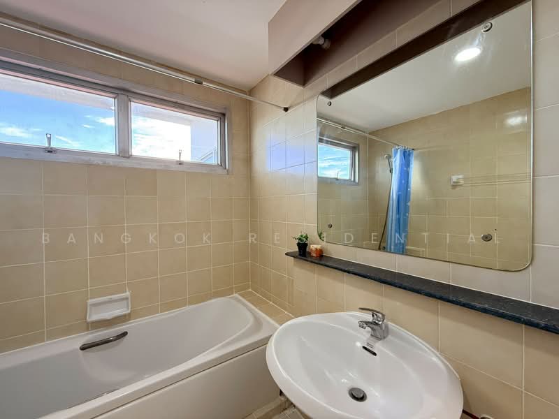 The Waterford Diamond Tower Sukhumvit, Bangkok, 758/18 Soi Sukhumvit 30/1, Sukhumvit Road, Khlong Toei, Bangkok, 3 Bedrooms, 147 sqm, Condo For Rent, by Bangkok Residential, 500501483 - DDproperty.com