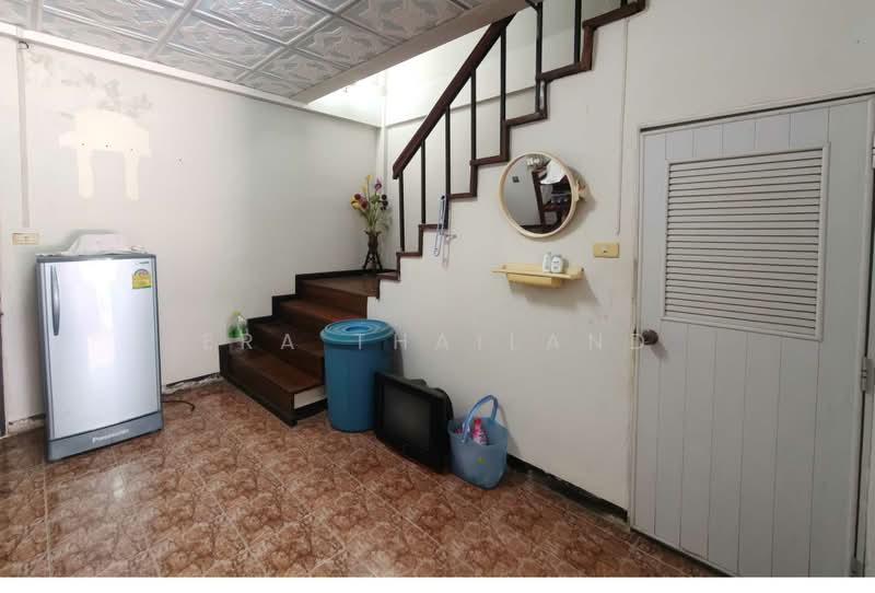 ทาวน์โฮม 2 ชั้น ปากน้ำซอย3 (หมู่บ้านอุทยานทอง), Surat Thani, Bang Kung, Muang Surat Thani, Surat Thani, 2 Bedrooms, 92 sqm, Townhouse For Sale, by ERA Thailand, 500501492 - DDproperty.com