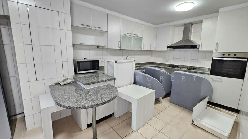 The Grand Sethiwan, Bangkok, 82 Soi Sukhumvit 24, Khong Tan, Khlong Toei, Bangkok, 3 Bedrooms, 250 sqm, Condo For Rent, by BANGKOK PROPERTY AGENTS, 500501517 - DDproperty.com