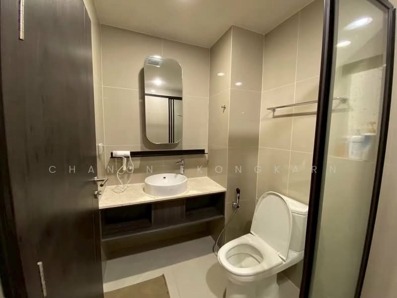 XT Huaikhwang, Bangkok, 244 Ratchadaphisek Road, Huai Khwang, Bangkok, 1 Bedroom, 30 sqm, Condo For Rent, by Chanon Ekongkarn, 500501522 - DDproperty.com
