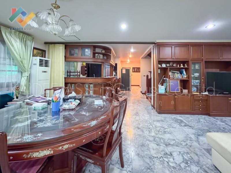 Soi Phaholyothin 1, Bangkok, พหลโยธิน, Phaya Thai, Bangkok, 3 Bedrooms, 250 sqm, Single Detached House For Sale, by Kannisa Thanwatthanakrirkul, 500501534 - DDproperty.com